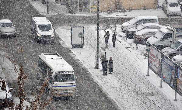 kars-kar-yagisi2 Kar Ne Zaman Yağacak? Erzurum ve Kars'tan kar haberi... Haberler 