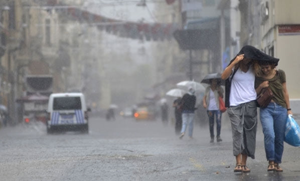 İstanbul'da Kuvvetli Yağmur!