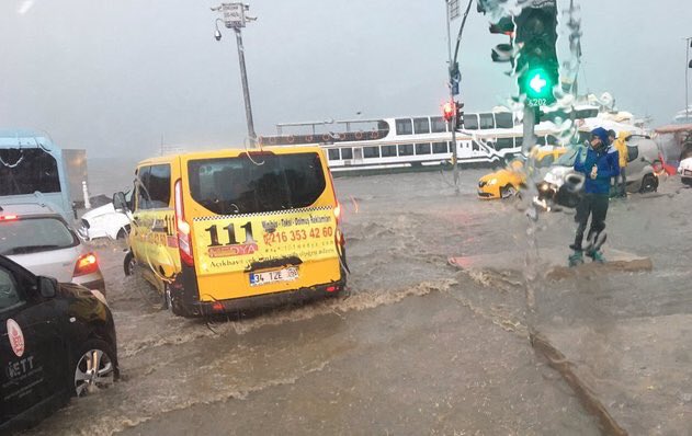 İstanbul'da Tarihi Yağış! 18.07.2017 Sel