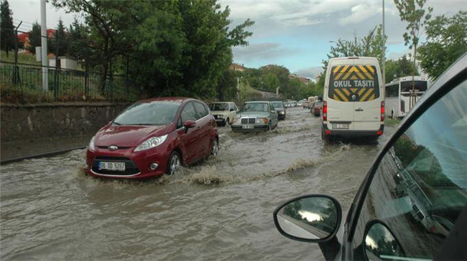 Persembe günü Kuvvetli Yagmur Geliyor !