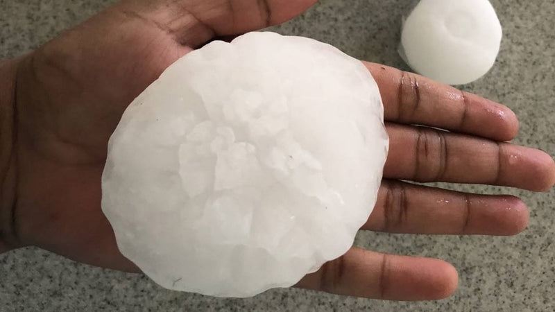 Dallas'a Elma Büyüklüğünde Dolu Yağdı!