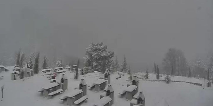 Uludağ'a sezonun ilk karı düştü!