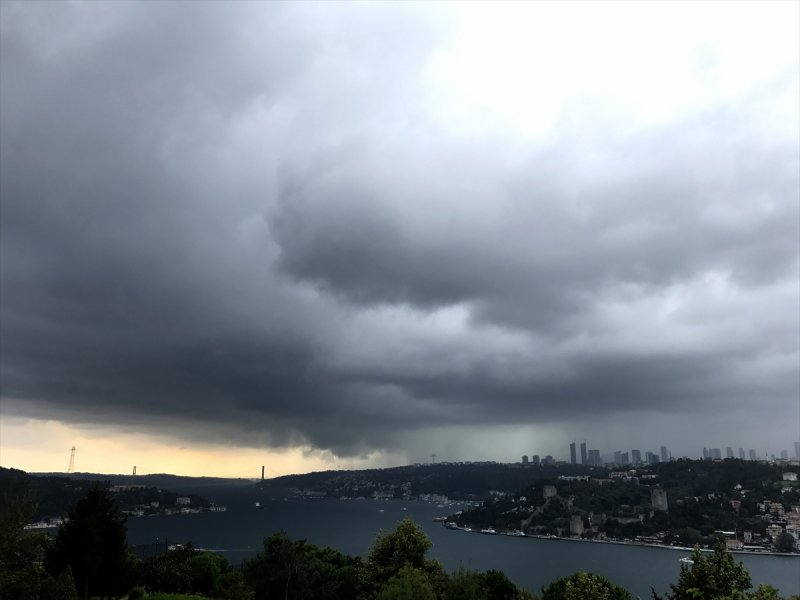İstanbul'da hafta sonu kuvvetli yağmur var!