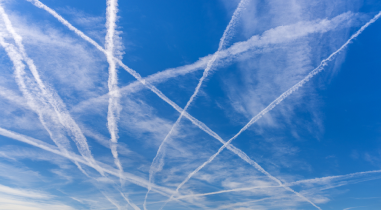 Uçak Kuyruk İzi (Contrail) Nedir?