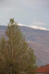 erzincanda-dun-aksam-saatlerinde-etkili-olan-yagmur-sonrasi-sehrin-001-200x300 Erzincan'da Yılın İlk Karı Düştü Haberler  