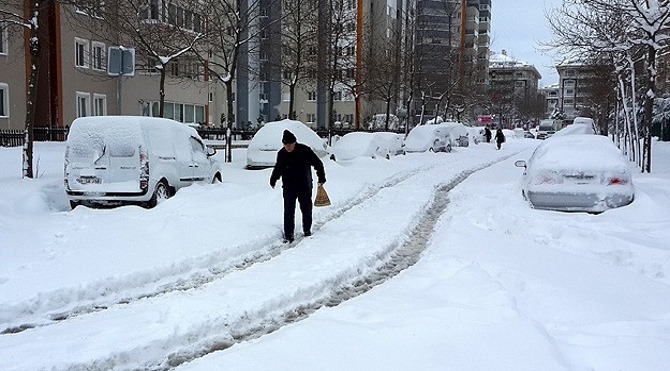 istanbulda-kar UYARI: İstanbul'da Yoğun Kar Yağışı! Genel Haberler  