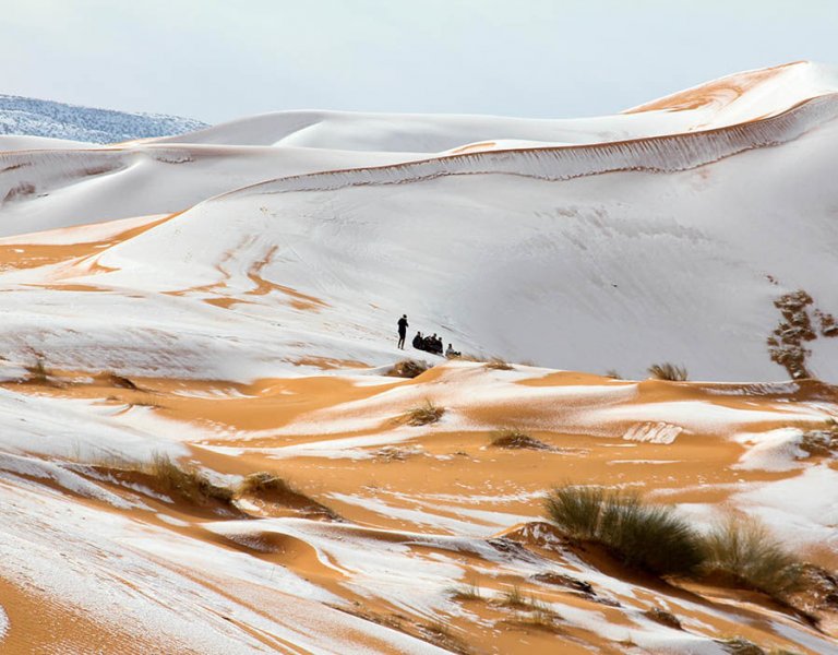 sahra-colu-yine-beyaza-burundu-16 Sahra Çölü beyaza büründü... Foto Galerisi  