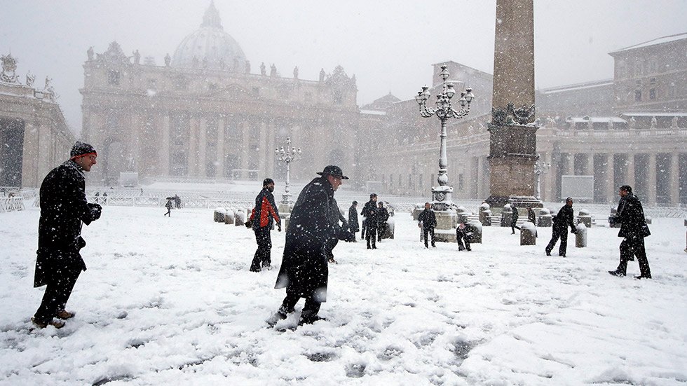 Roma’da 6 yıl sonra ilk kez kar yağdı!